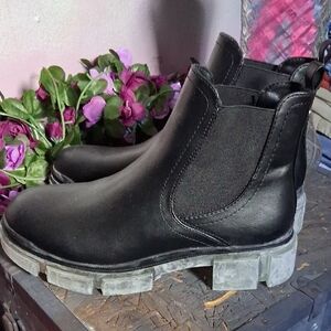 Black Leather Chelsea Boots